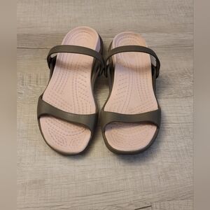 CROCS Women’s Strappy Sandals in Light Pink and Olive